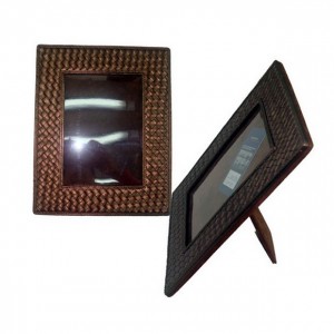 http://www.ecolink-ebei.com/323-523-thickbox/pu-leather-picture-frame-eb-92648.jpg